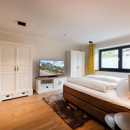 Elbstrand Krautsand - Elbstrand *